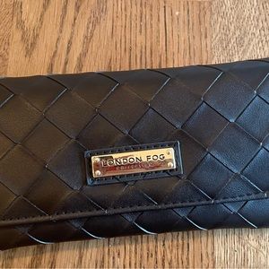 London Fog | Lara Woven Black Wallet / Clutch NWT
